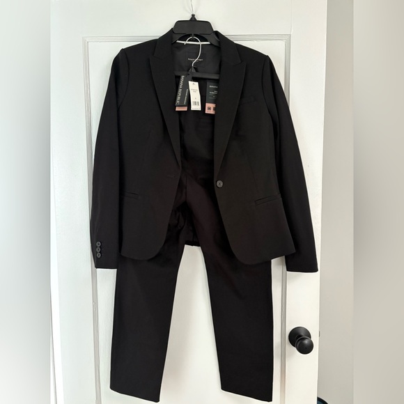 Banana Republic Pants - NWT 2pc Banana Republic Women’s Suit Blazer and Pants Black Size 8